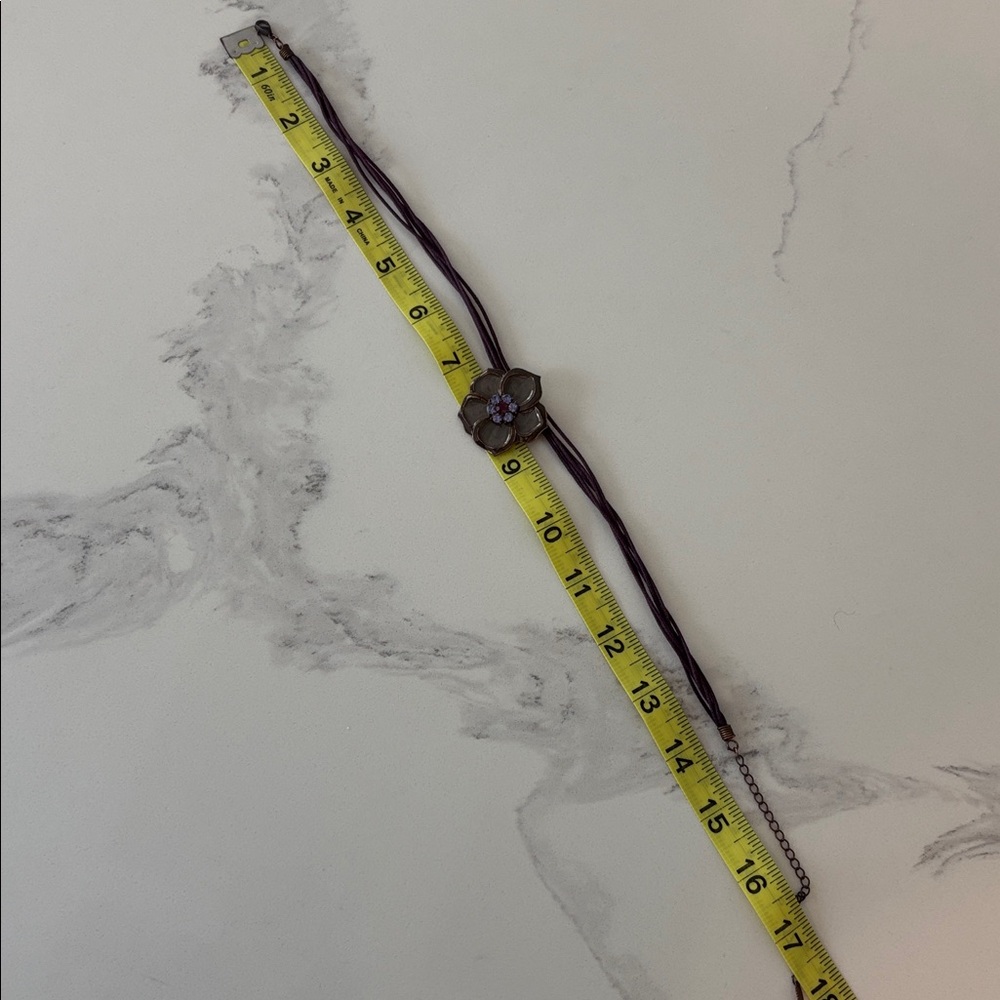GORGEOUS Choker Necklce - Picture 4 of 8